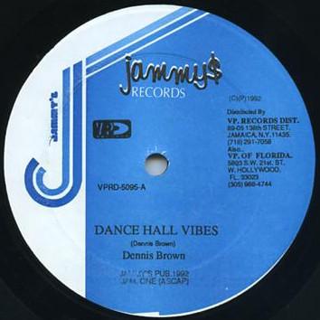 Dennis Brown, Lieutenant Stitchie - Dance Hall Vibes / Salute The Governor