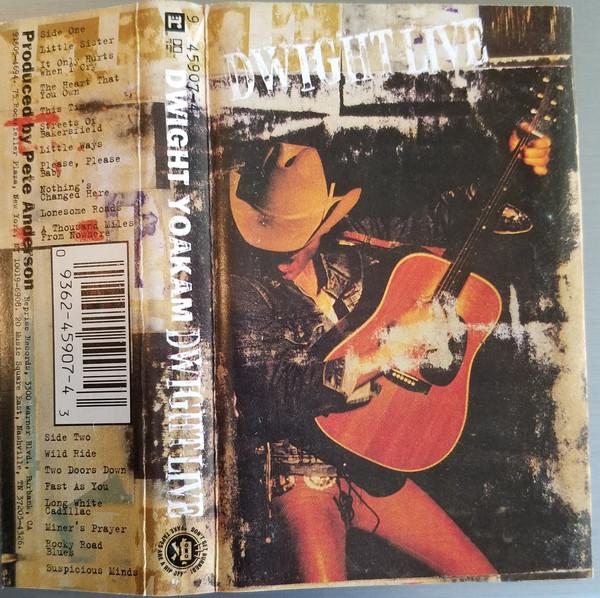 Dwight Yoakam - Dwight Live