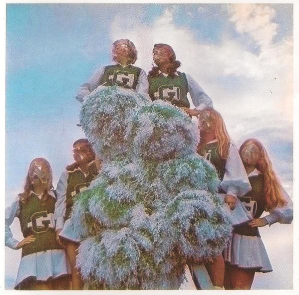 Sleigh Bells - Treats